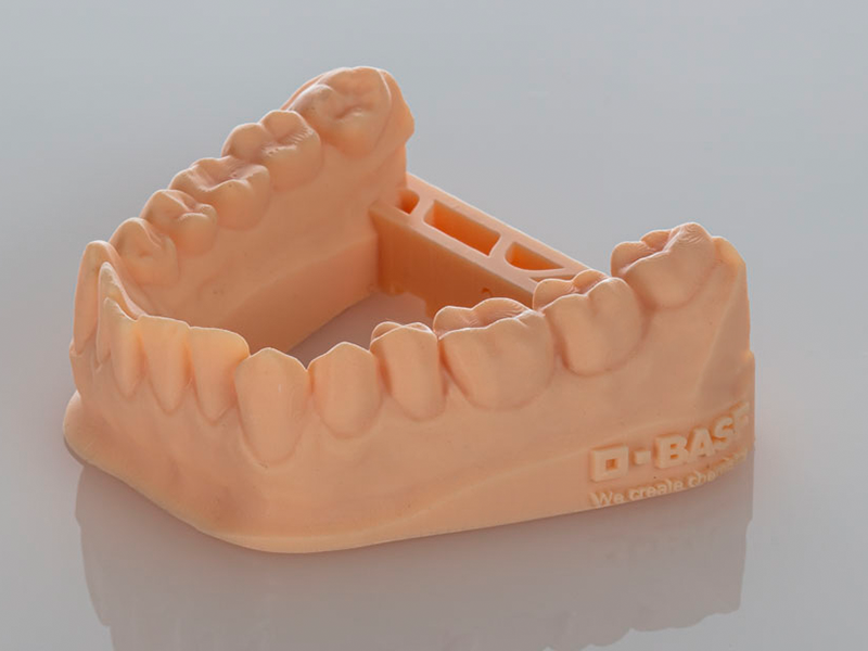Alcance novos níveis de detalhamento em suas impressões dentárias com o Ultracur3D® DM 2505.
